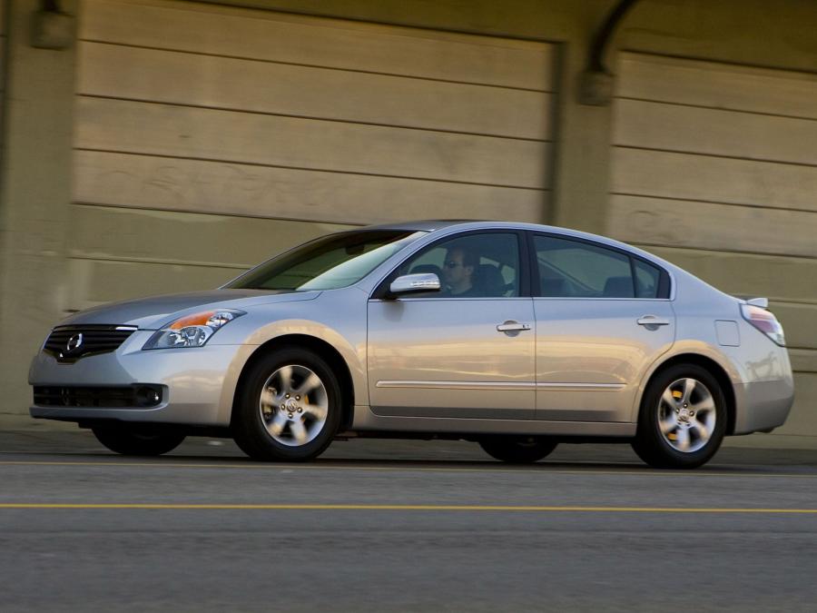  Nissan Altima V6 2007 года  (фото 34 из 37)